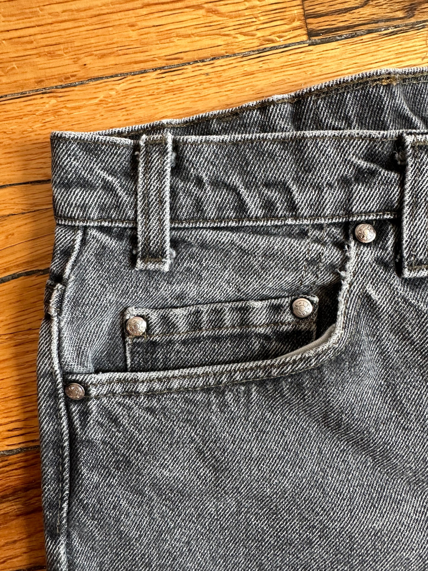 90's Gold Tab Levi's 545 Washed Black