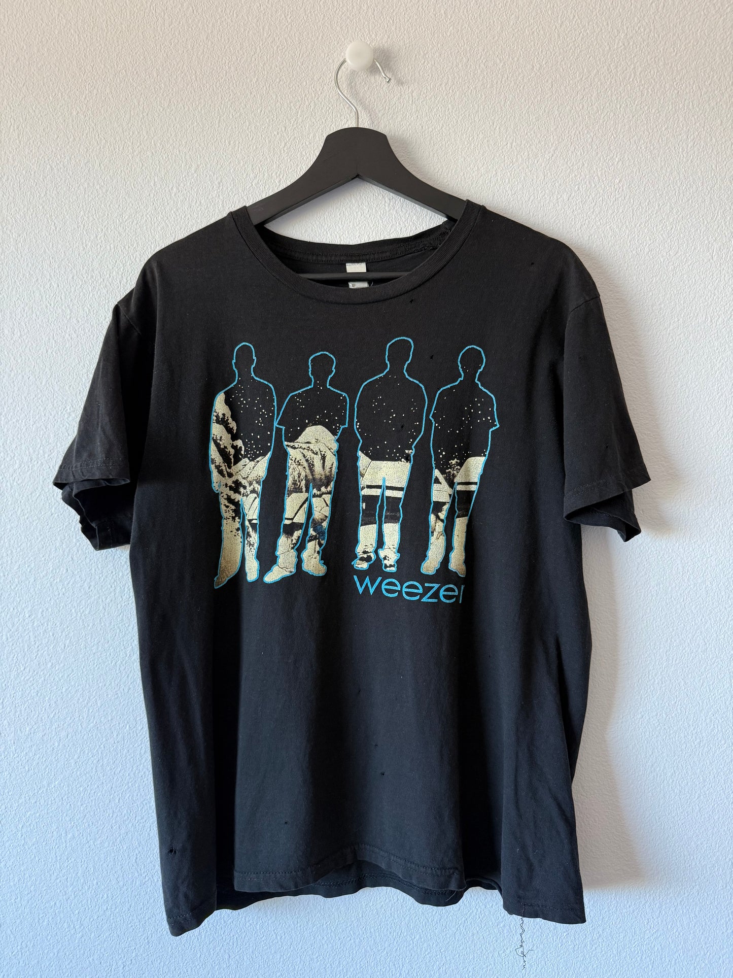 2010's Weezer Memories Tour Tee
